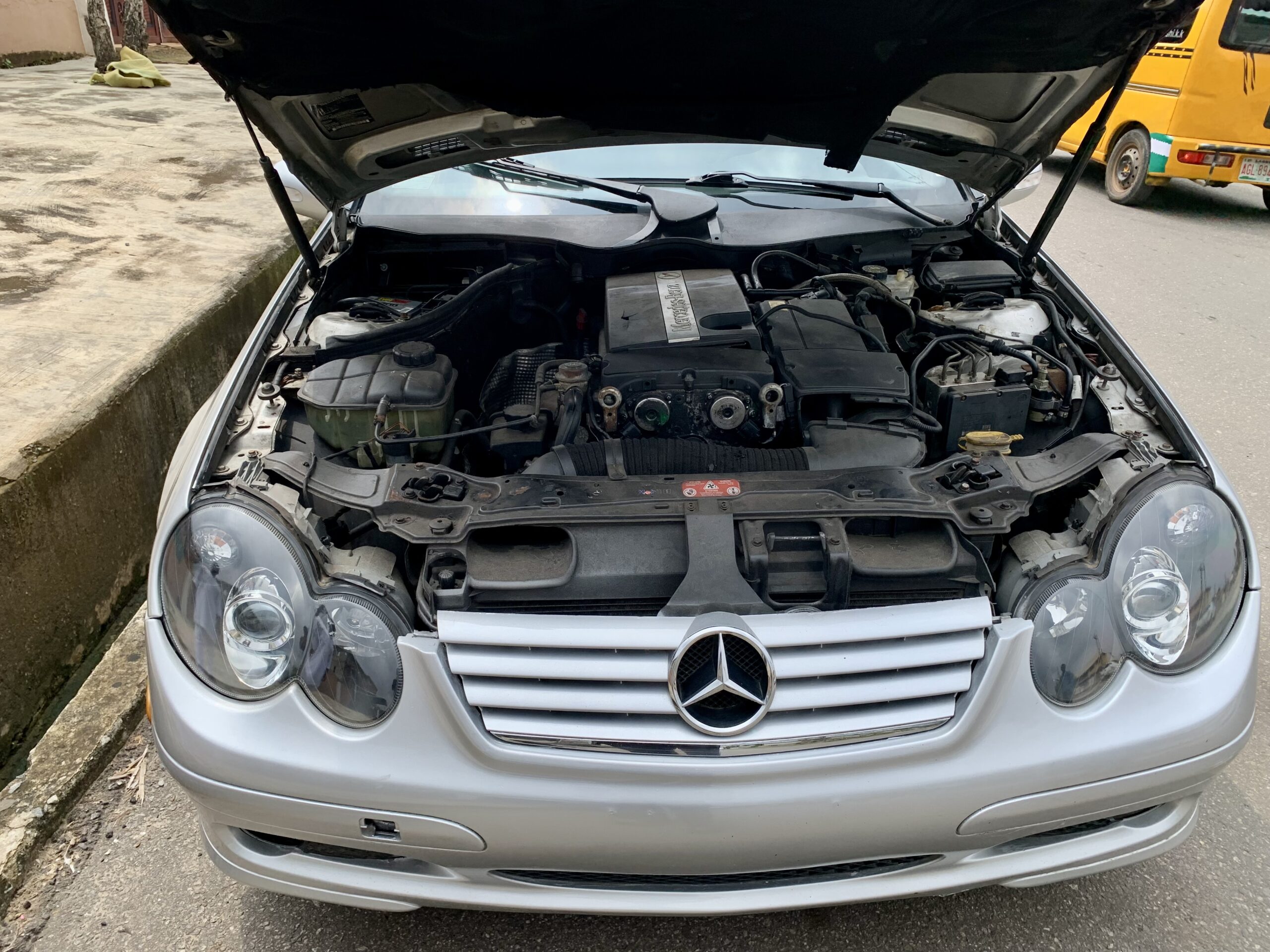 Mercedes-Mercedes Benz CLK-Class coupe (C209 generation) - Image 4