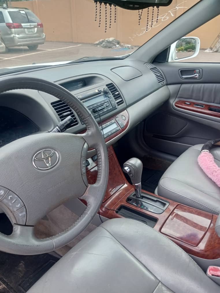 Toyota Camry 2005 - Image 5